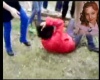 Восьмиклассницы (Ксюша избивает Карину)
